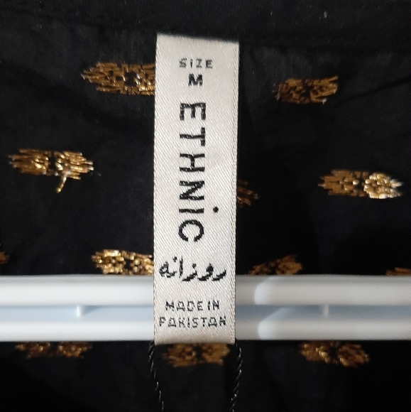 Beautifully embroidered black ethnic dress - Picture 7 of 9